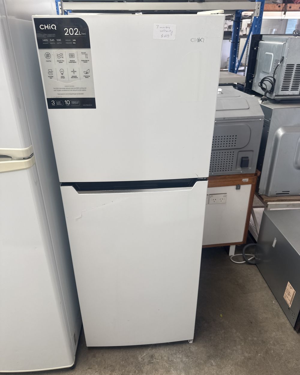 CHiQ 202L Refrigerator Freezer – CTM200NW