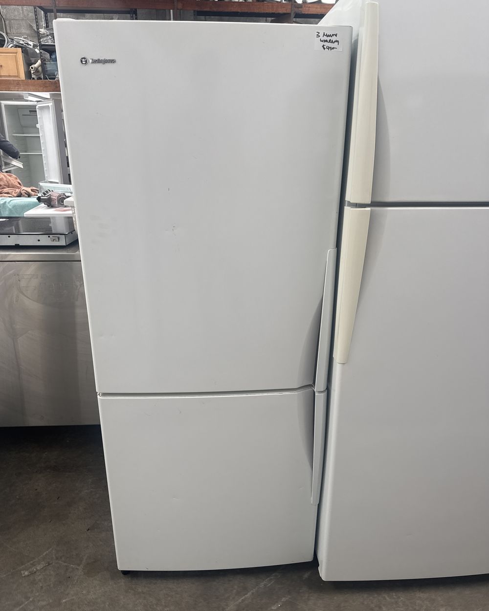 Westinghouse 370L Refrigerator/Freezer