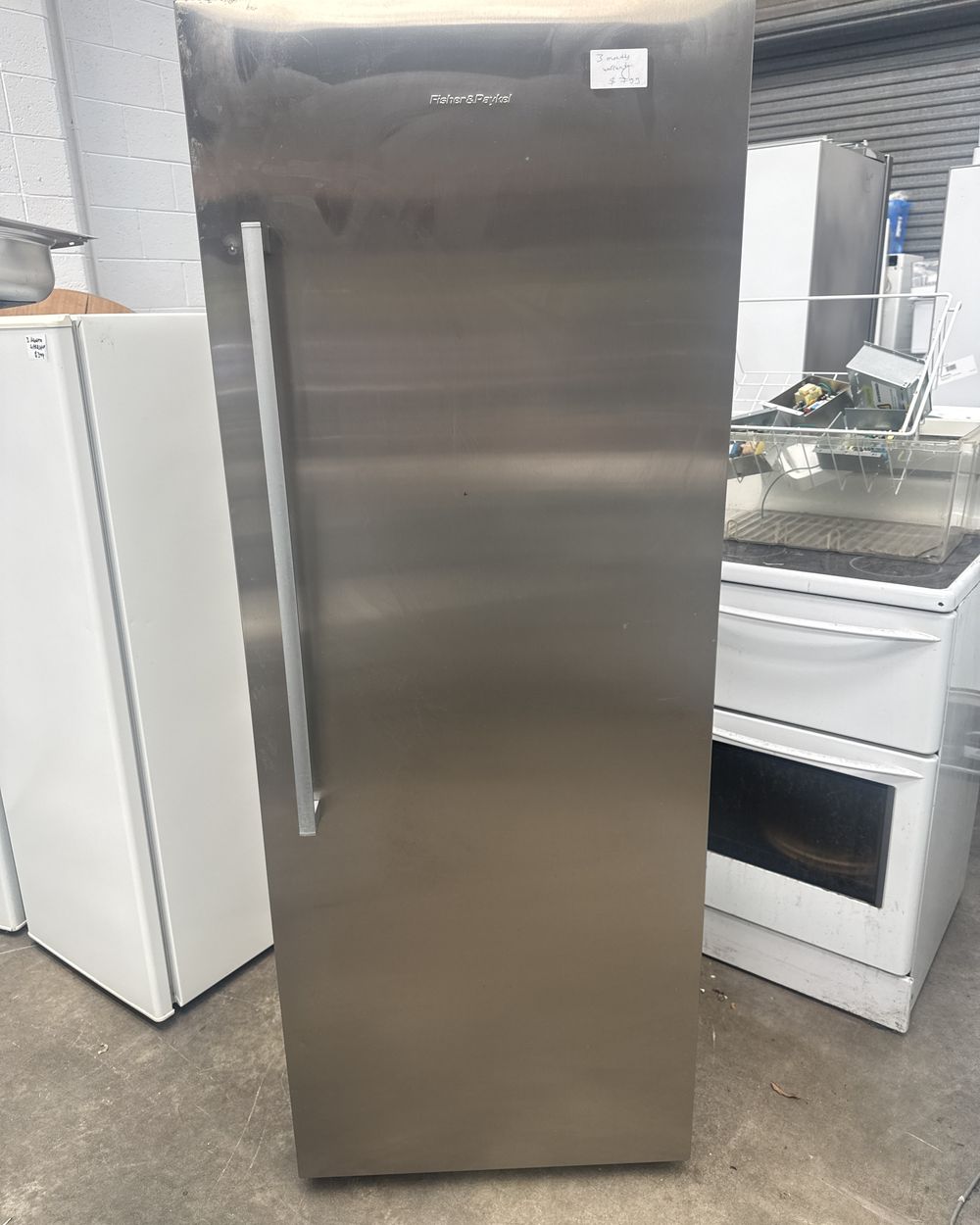 Fisher & Paykel E388 389L Upright Freezer
