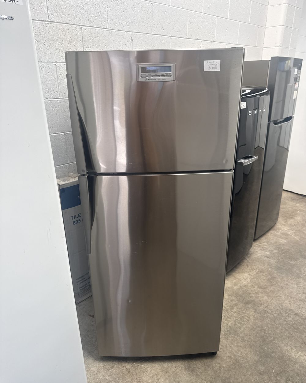 Westinghouse RJ423V 420L Top-Mount Fridge Freezer