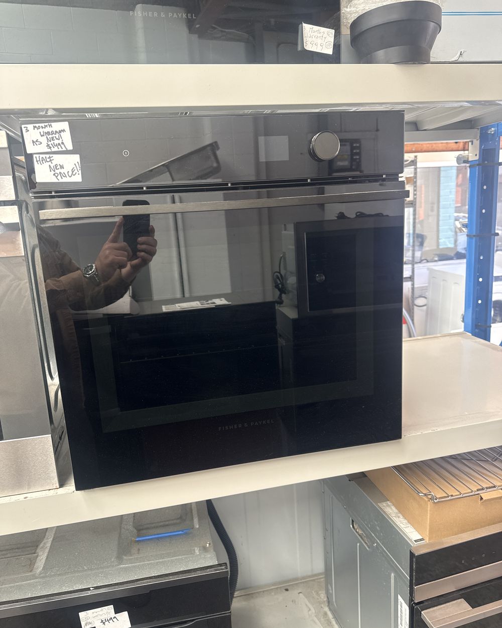 Fisher & Paykel 60cm Built-In Oven – OB60SM16PLB1 (black, as new)